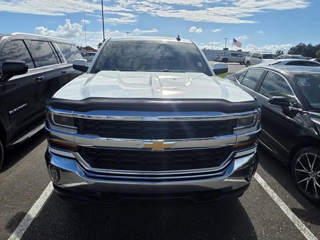 Used 2018 Chevrolet Silverado 1500 LT w/ All Star Edition image 2