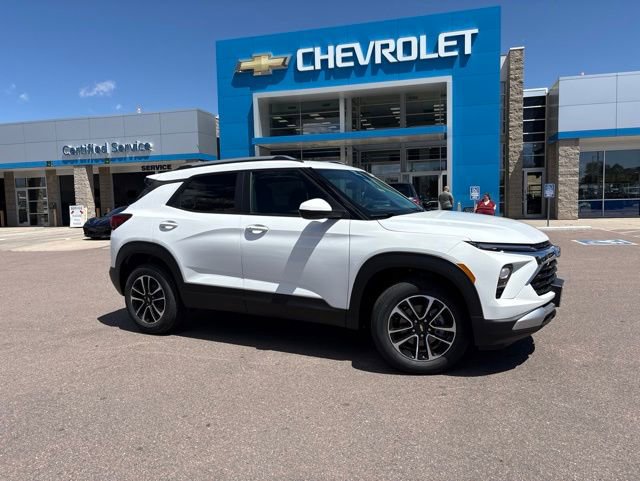 New 2026 Chevrolet TrailBlazer LT w/ LT Cold Weather Package AWD/4WD image 1