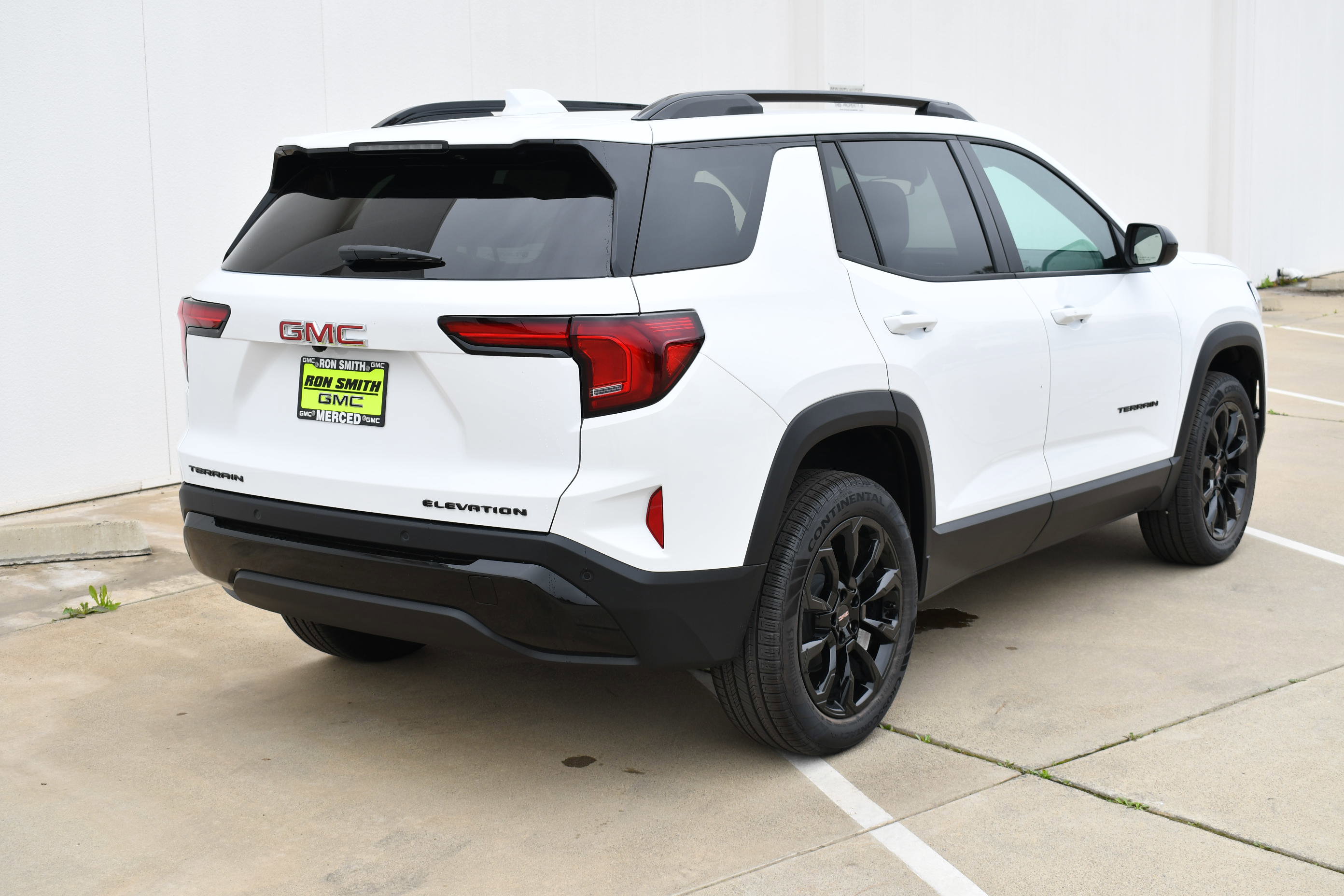 New 2026 GMC Terrain Elevation w/ Elevation Premium Package image 7