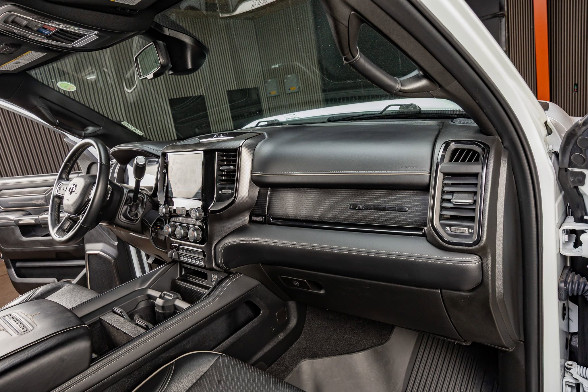 Used 2023 RAM 3500 Limited w/ Night Edition image 17