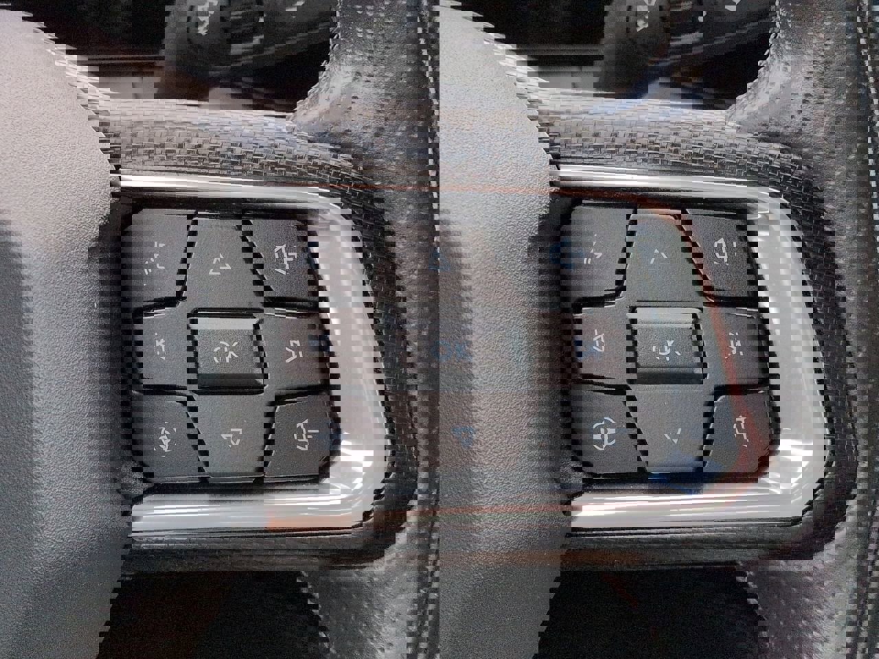 Used 2024 Ford Mustang Premium RWD image 25