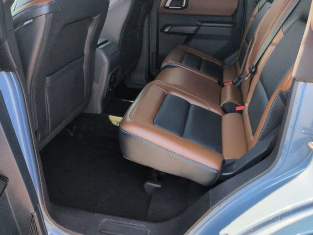 Used 2024 Ford Bronco Outer Banks AWD/4WD image 28