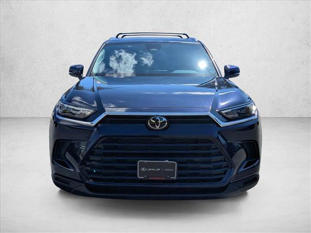 Used 2025 Toyota Grand Highlander AWD image 2