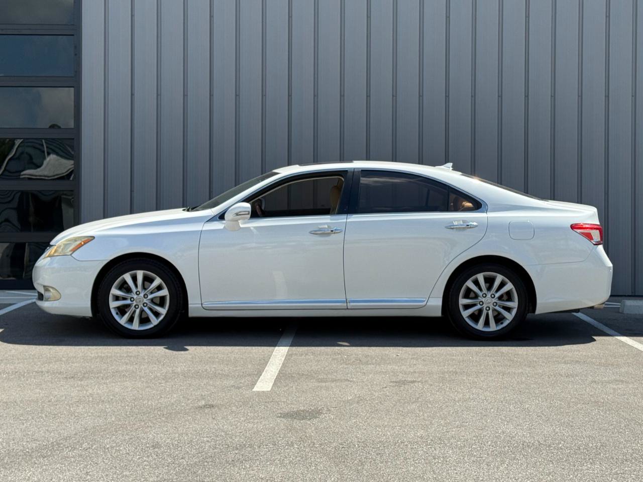 Used 2010 Lexus ES 350 Premium FWD image 8