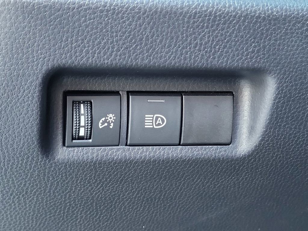 Used 2025 Toyota RAV4 LE image 13