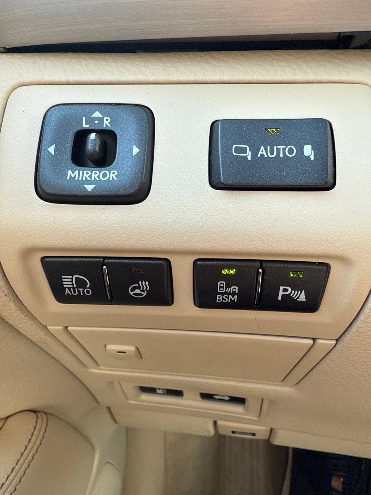 Used 2016 Lexus LS 460 L RWD image 4