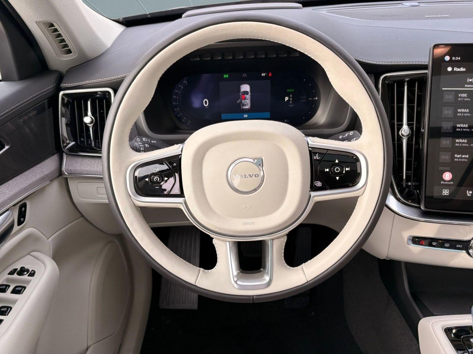 New 2026 Volvo XC90 T8 Ultra w/ Protection Package image 15
