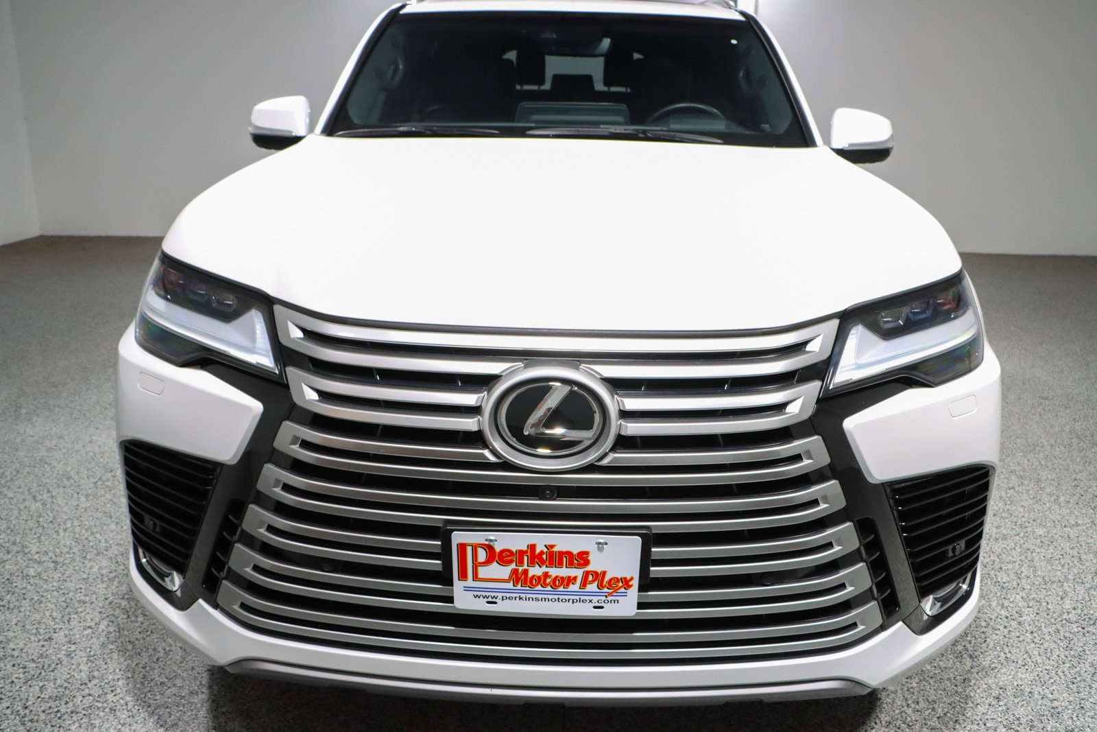 Used 2024 Lexus LX 600 4WD w/ Interior Upgrade Package image 4