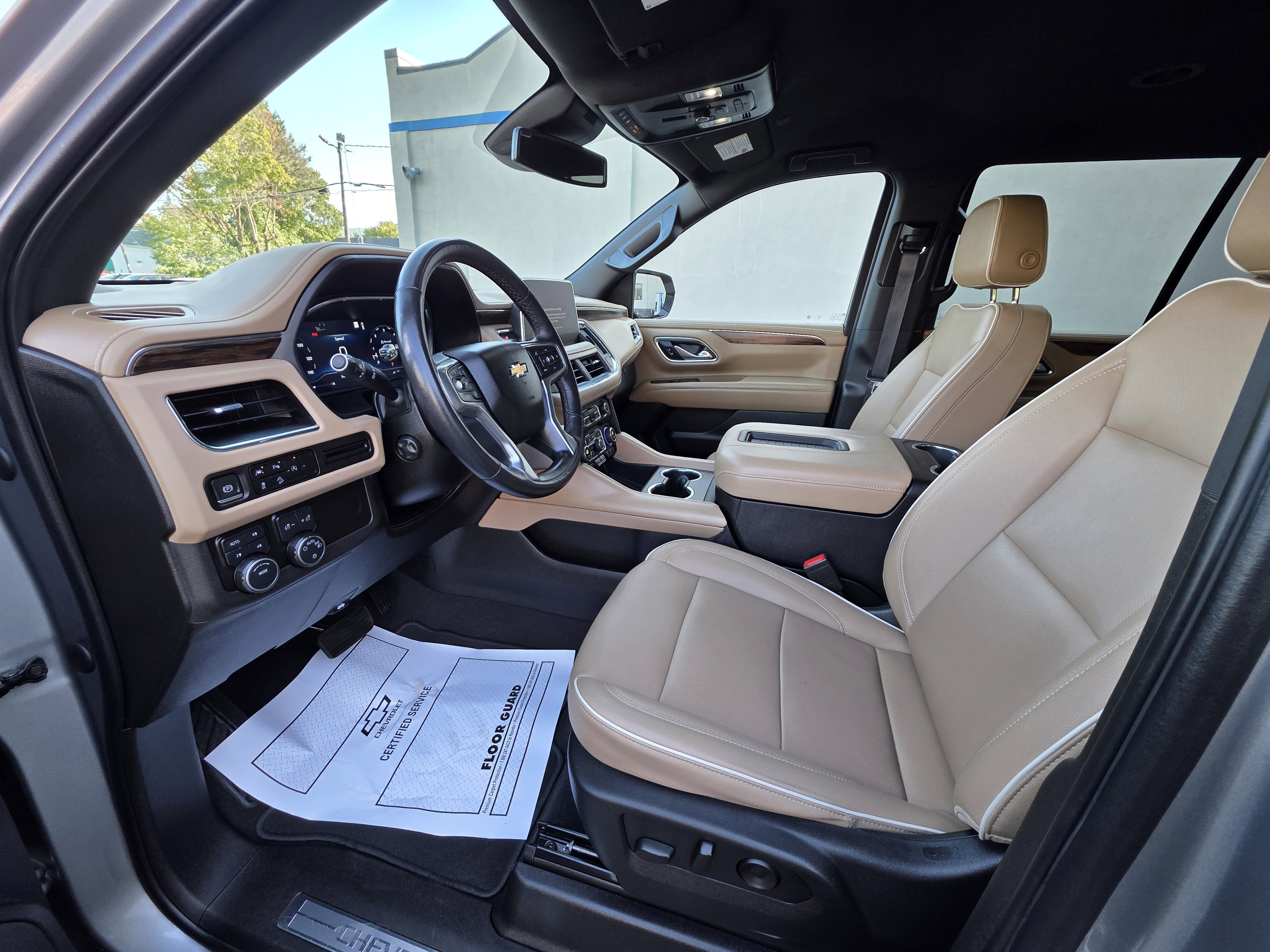 Used 2023 Chevrolet Tahoe Premier image 13