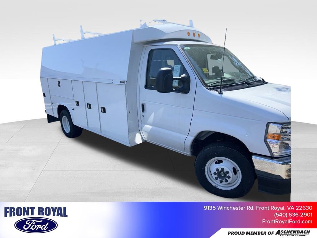 New 2024 Ford E-450 and Econoline 450 Super Duty w/ Power Windows & Locks Group