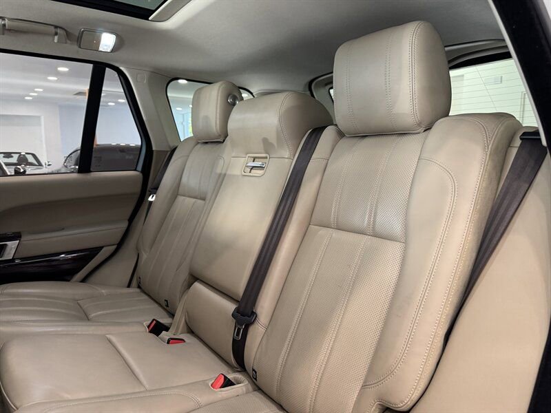 Used 2017 Land Rover Range Rover Supercharged image 17