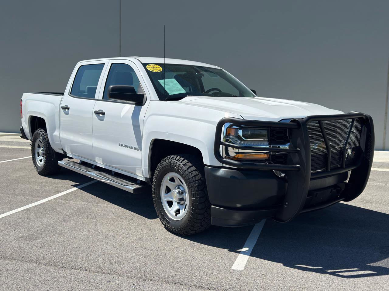 Used 2018 Chevrolet Silverado 1500 W/T w/ Trailering Package AWD/4WD image 8