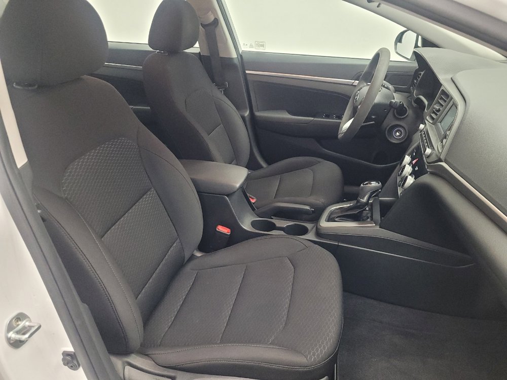 Used 2019 Hyundai Elantra SE w/ Cargo Package image 21