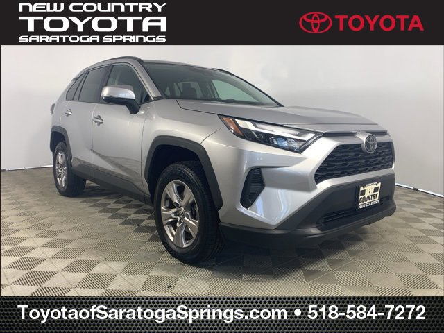 Used 2023 Toyota RAV4 XLE image 1