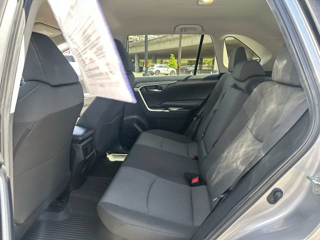 Used 2022 Toyota RAV4 XLE w/ XLE Grade Weather Package AWD/4WD image 26