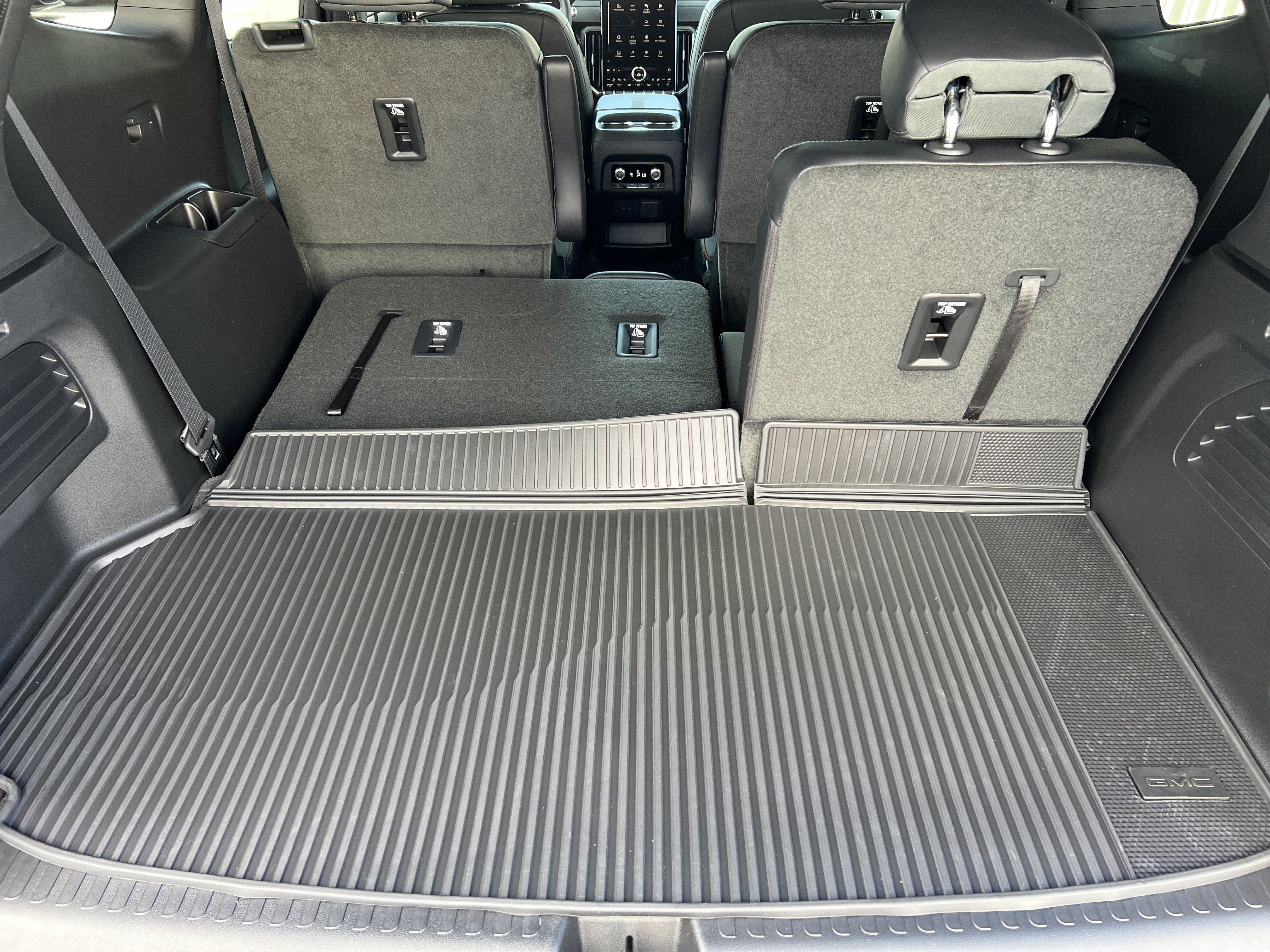 New 2026 GMC Acadia AT4 w/ Luxury Package AWD/4WD image 20