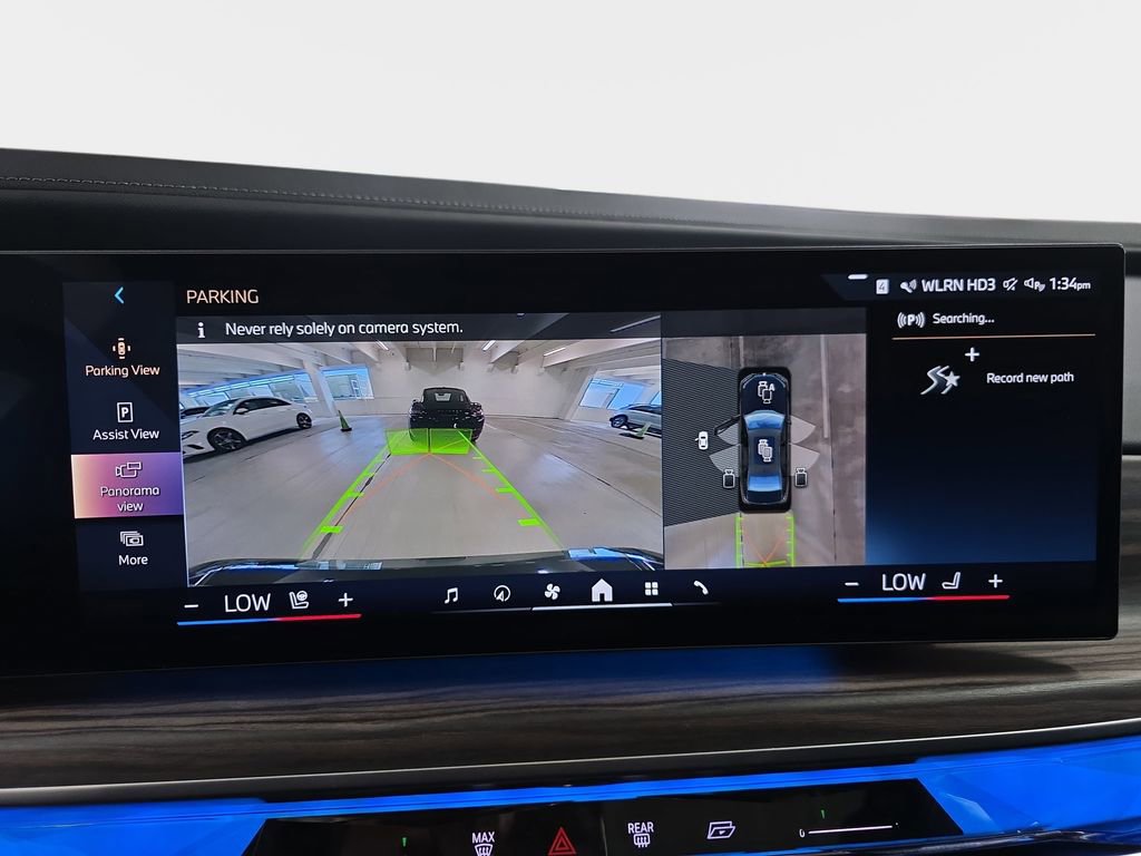 Certified 2023 BMW 760i xDrive image 24