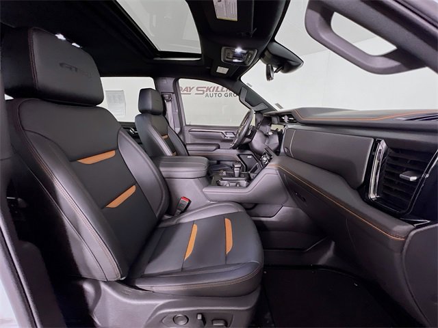 Used 2025 GMC Sierra 1500 AT4 w/ AT4 Premium Package image 41