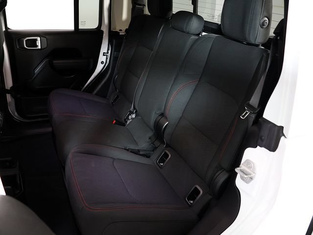 Used 2023 Jeep Gladiator Rubicon w/ Cold Weather Group AWD/4WD image 14