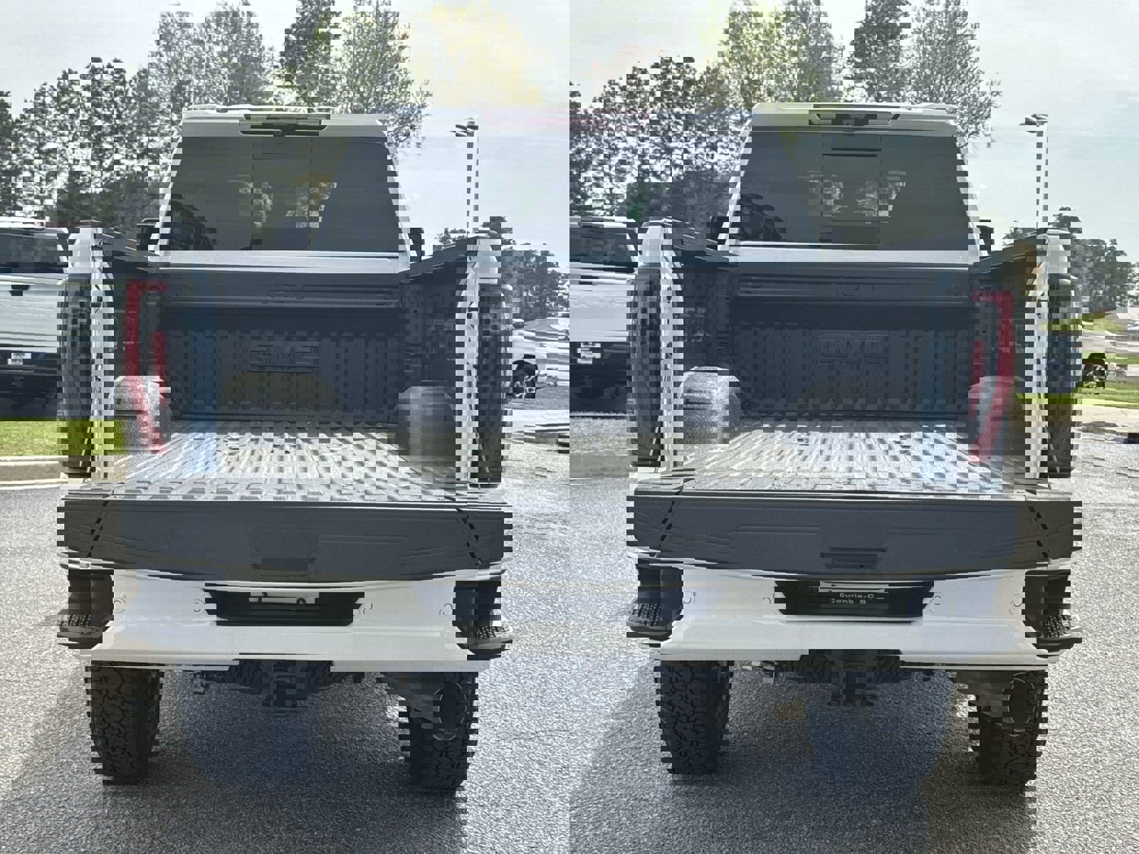 Used 2026 GMC Sierra 2500 AT4 w/ AT4 Premium Plus Package image 32