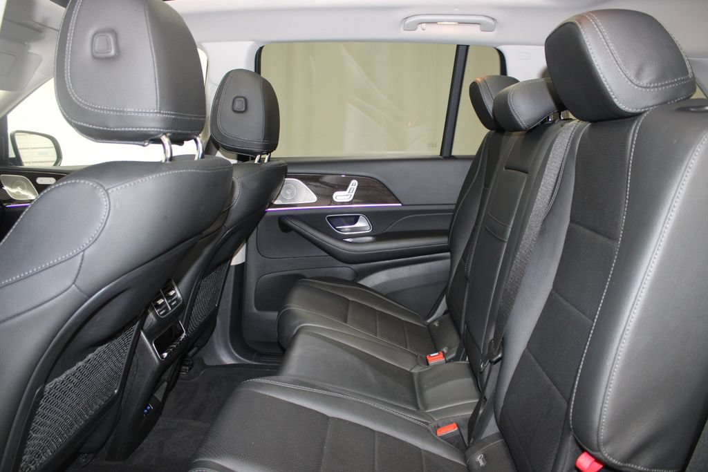 Used 2024 Mercedes-Benz GLS 450 4MATIC image 19