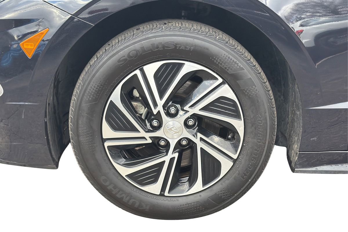 Used 2023 Hyundai Sonata Blue image 24