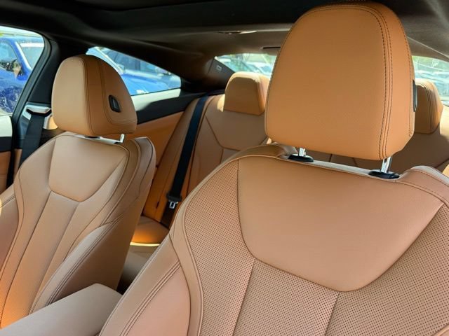 Used 2026 BMW 430i Coupe w/ M Sport Package RWD image 20