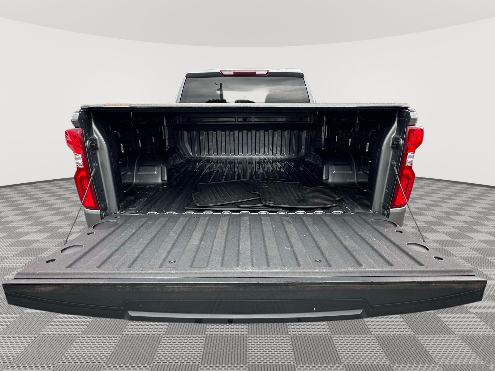 Used 2020 Chevrolet Silverado 1500 Custom w/ Custom Value Package RWD image 29