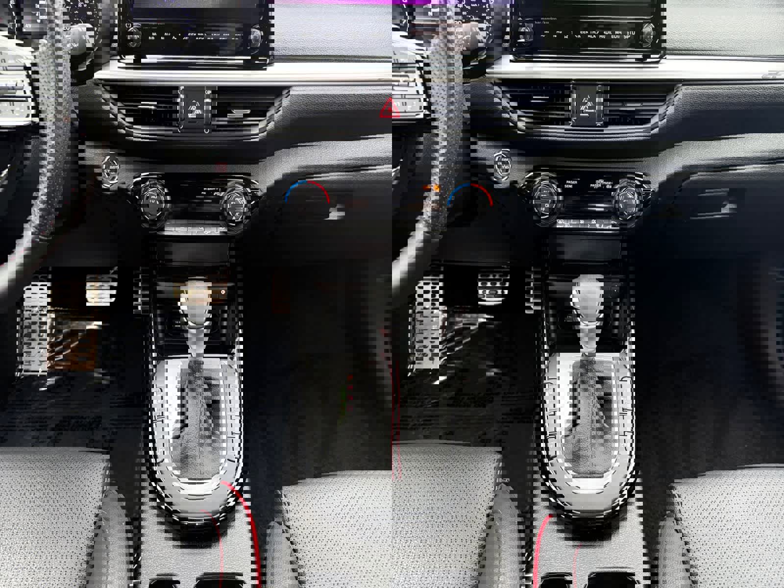 Used 2023 Kia Forte GT w/ GT2 Package image 11