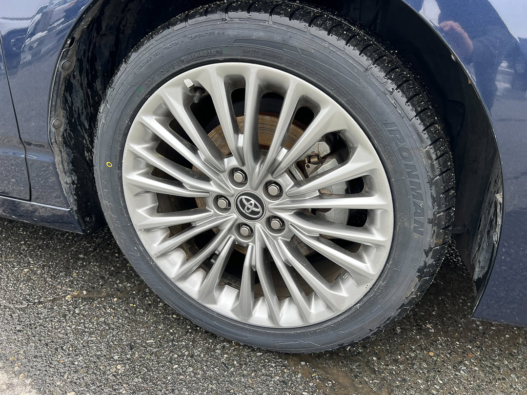 Used 2020 Toyota Avalon Limited w/ Advanced Safety Package image 8