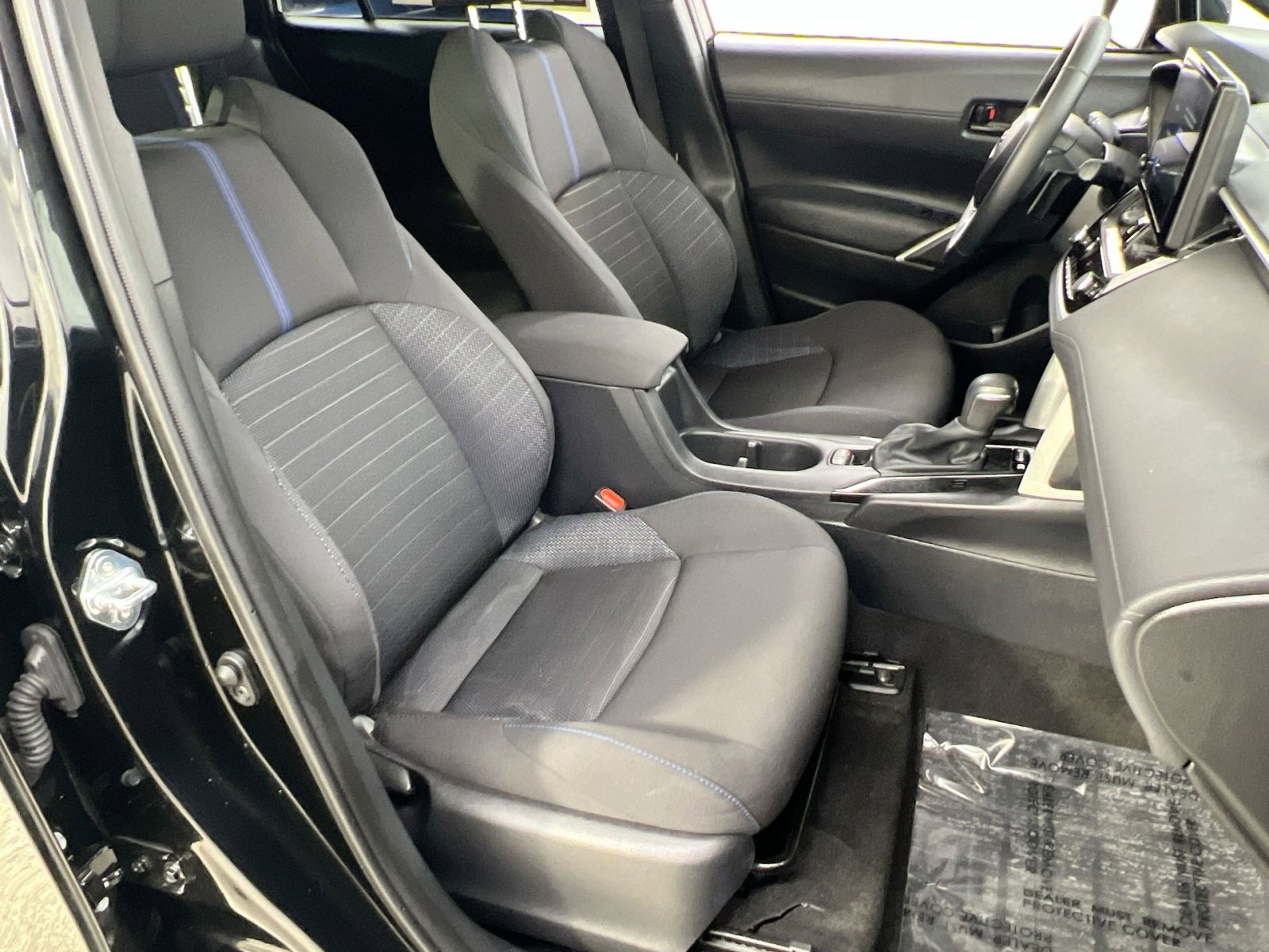 Used 2025 Toyota Corolla Cross AWD Hybrid image 32