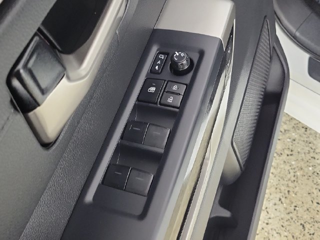 Used 2026 Toyota Tundra Limited AWD/4WD image 22