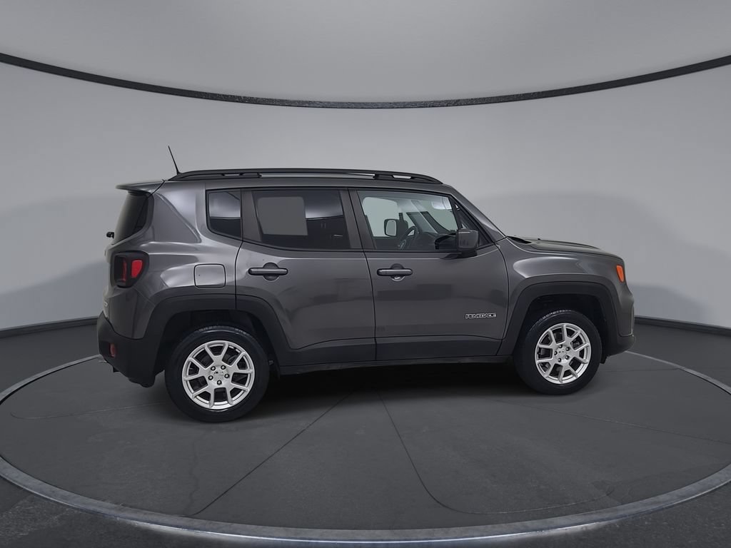 Used 2020 Jeep Renegade Latitude w/ Popular Equipment Group AWD/4WD image 17