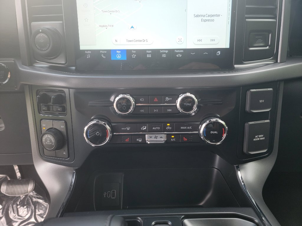 New 2025 Ford F150 XLT image 24