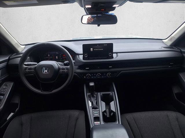 Used 2025 Honda Accord SE image 15
