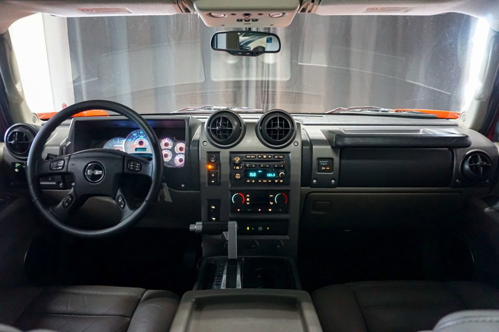 Used 2004 HUMMER H2 AWD/4WD image 10