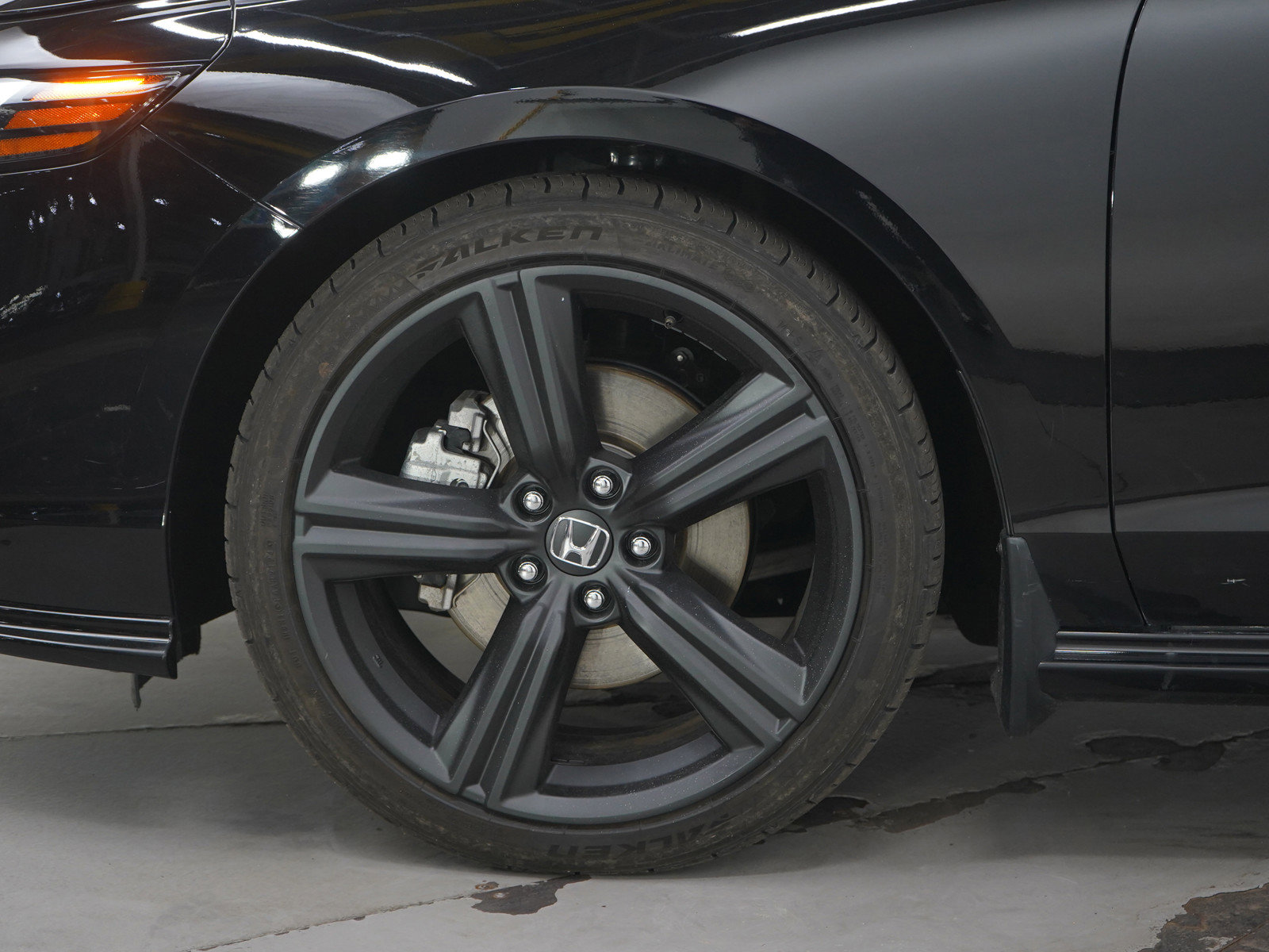 Used 2024 Honda Accord Sport image 28