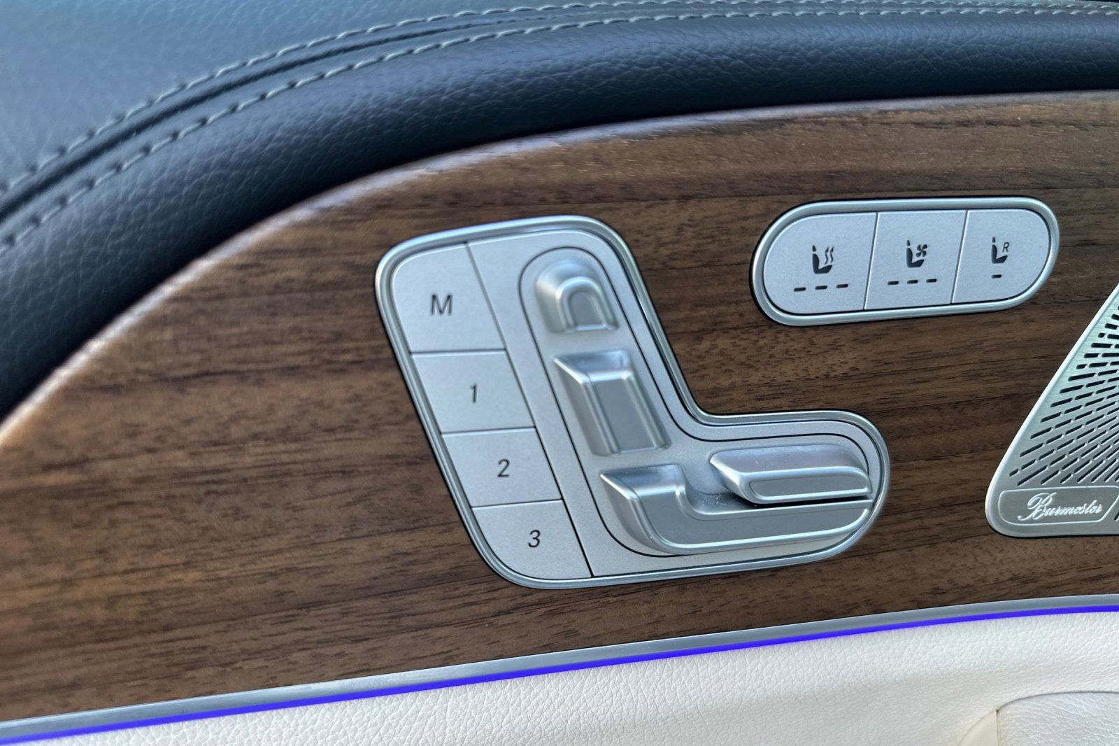 Used 2025 Mercedes-Benz GLS 450 4MATIC image 12