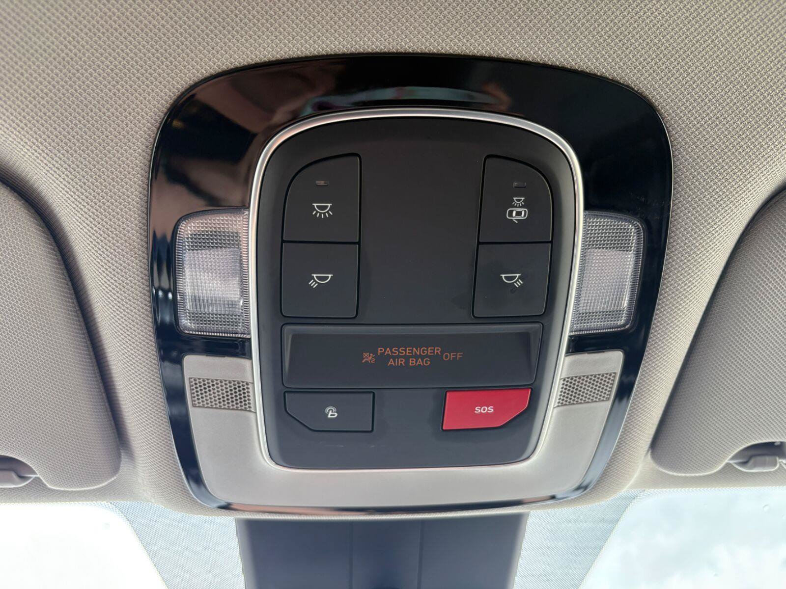 Used 2023 Hyundai Santa Fe SEL FWD image 37