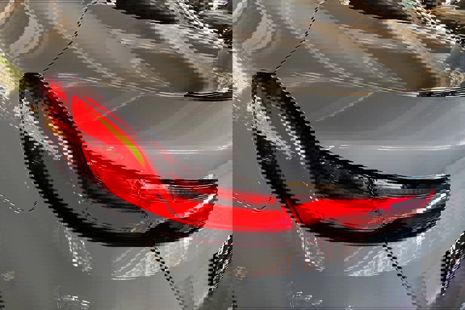 Used 2023 BMW M8 Competition w/ Driving Assistance Package image 28