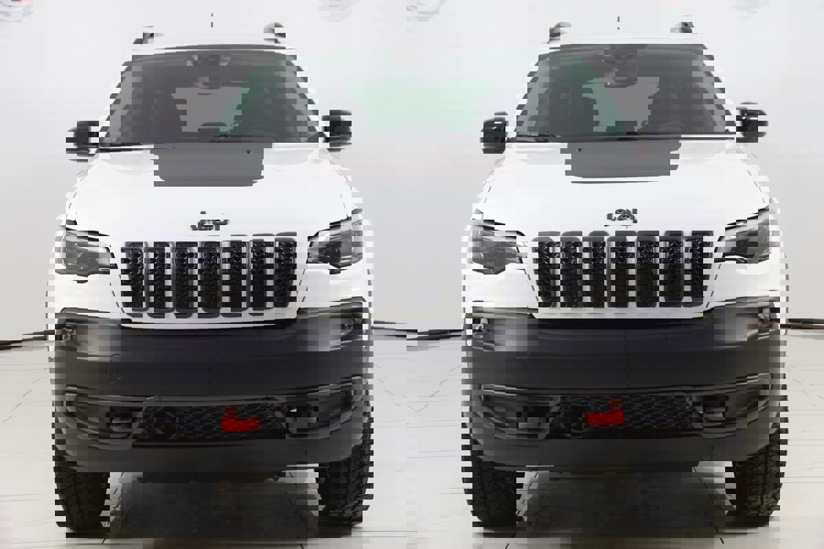 Used 2022 Jeep Cherokee Trailhawk w/ Comfort/Convenience Group image 48