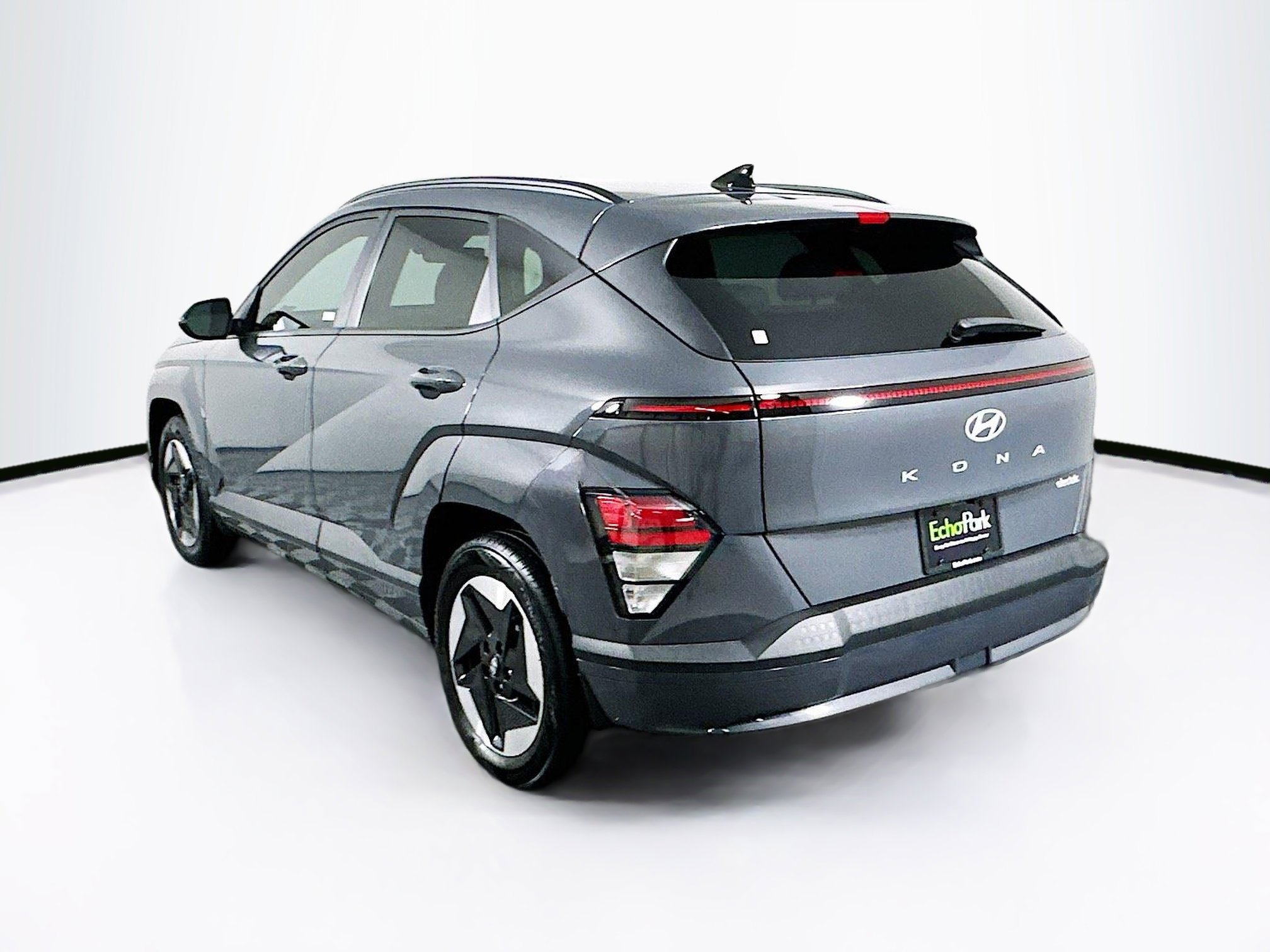 Used 2024 Hyundai Kona SEL FWD image 5