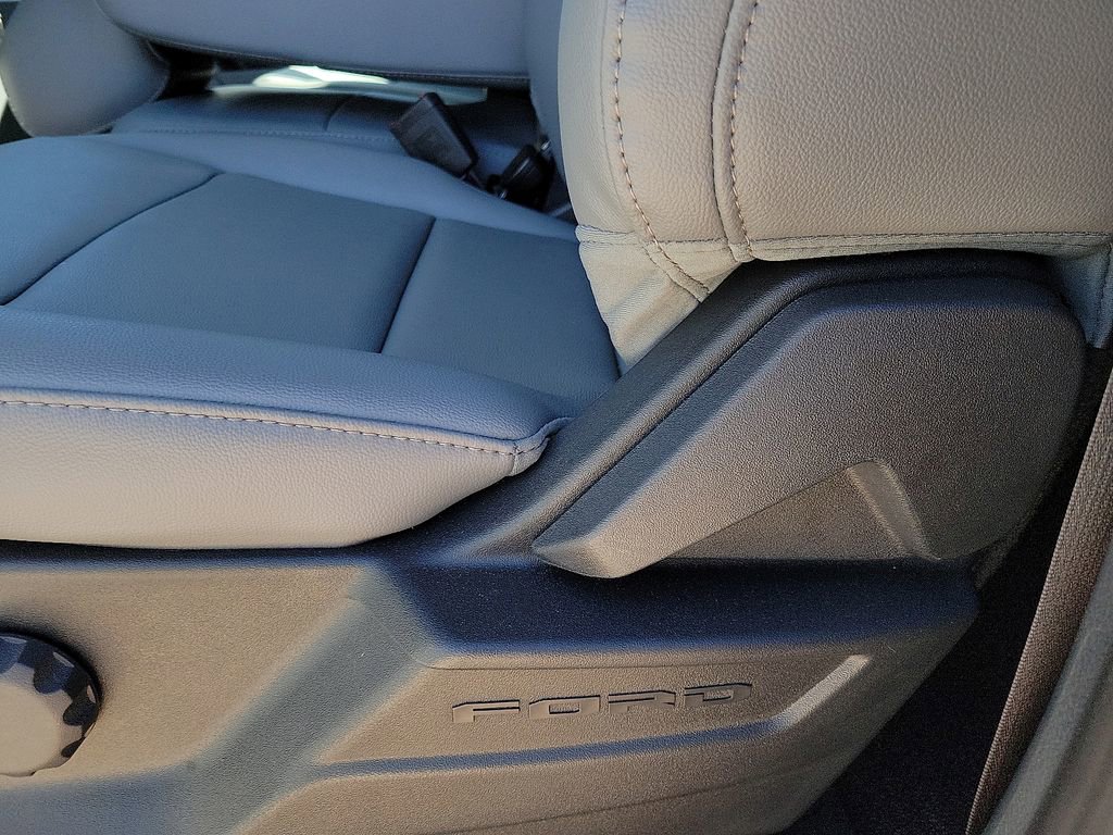 New 2026 Ford F550 4x4 Regular Cab Super Duty image 20