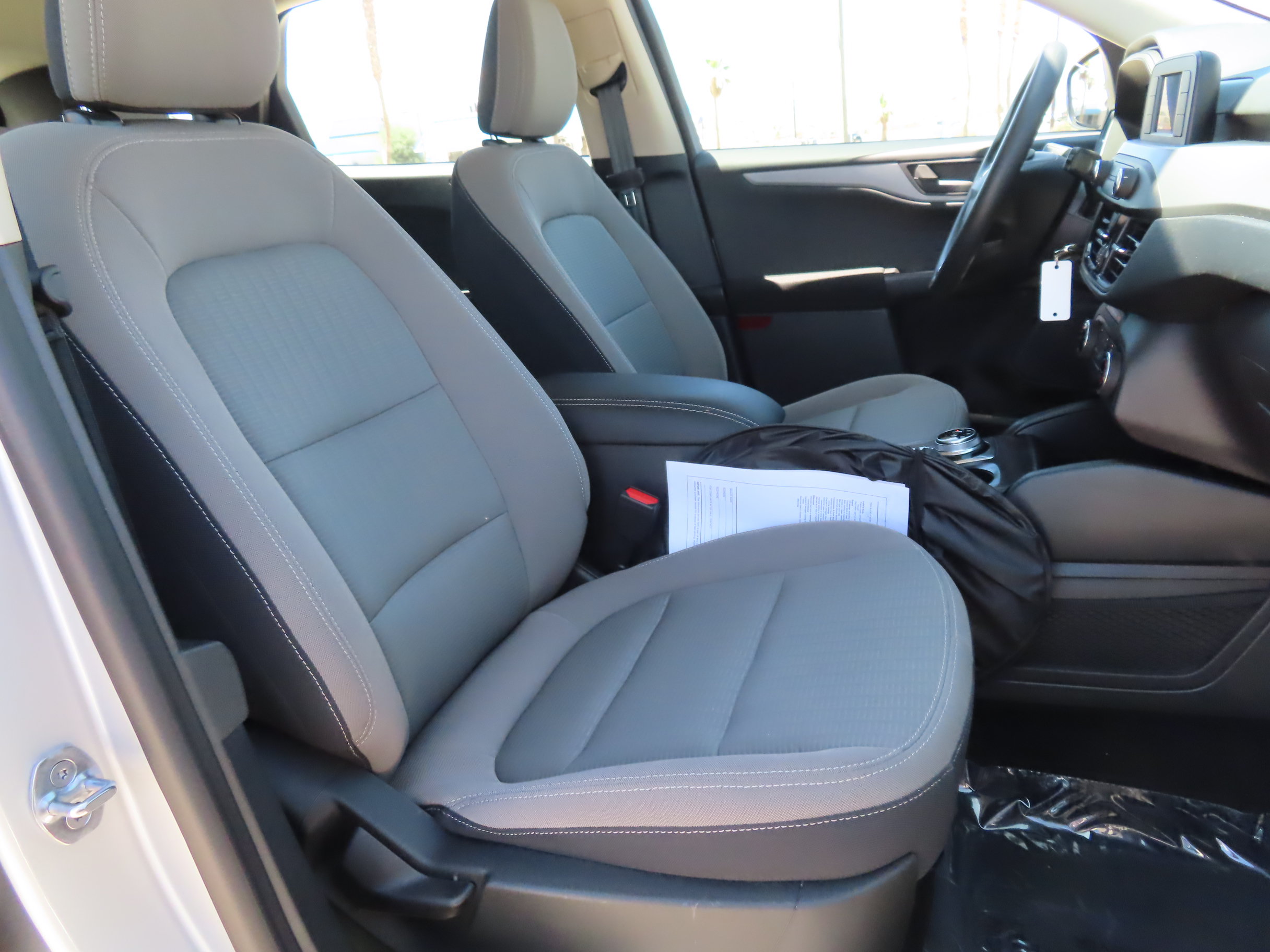 Used 2020 Ford Escape S AWD/4WD image 16