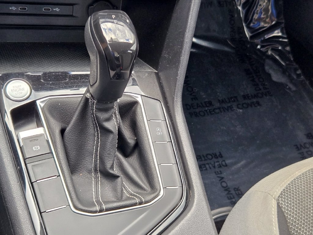 Certified 2023 Volkswagen Taos S FWD image 19