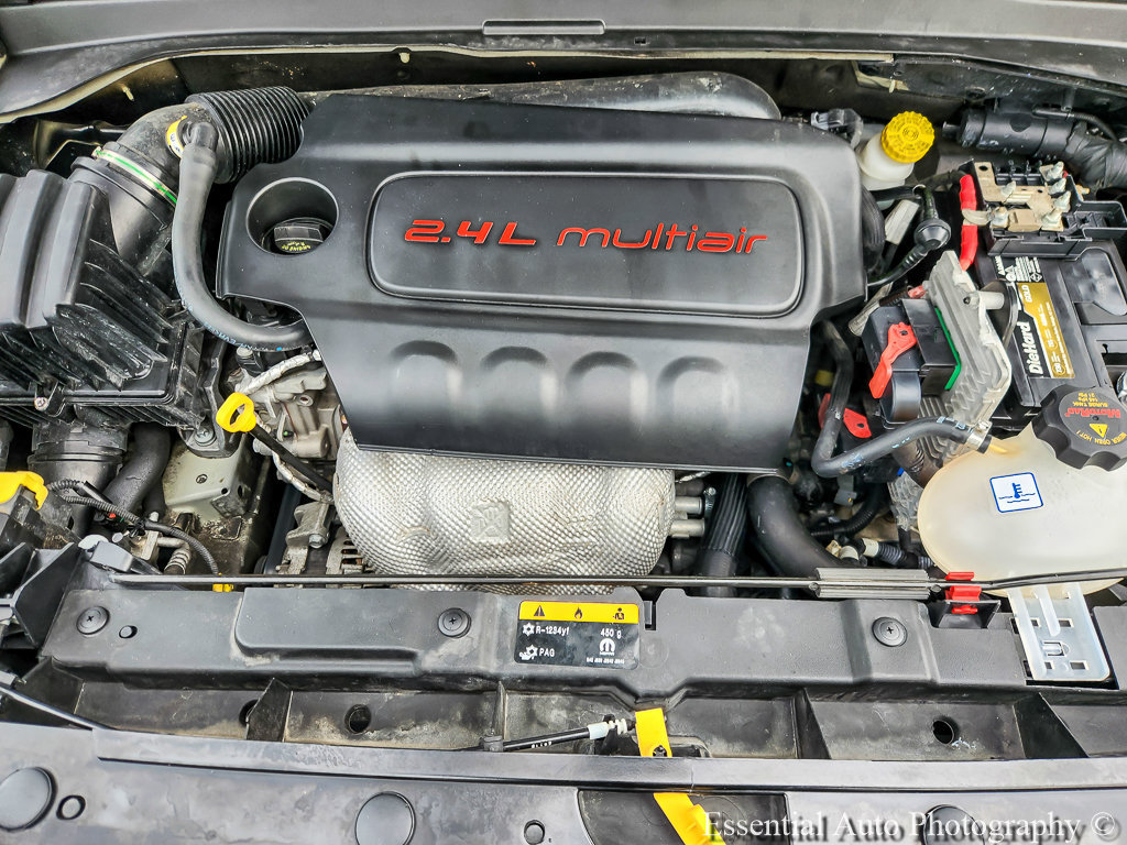 Used 2019 Jeep Renegade Latitude FWD image 21