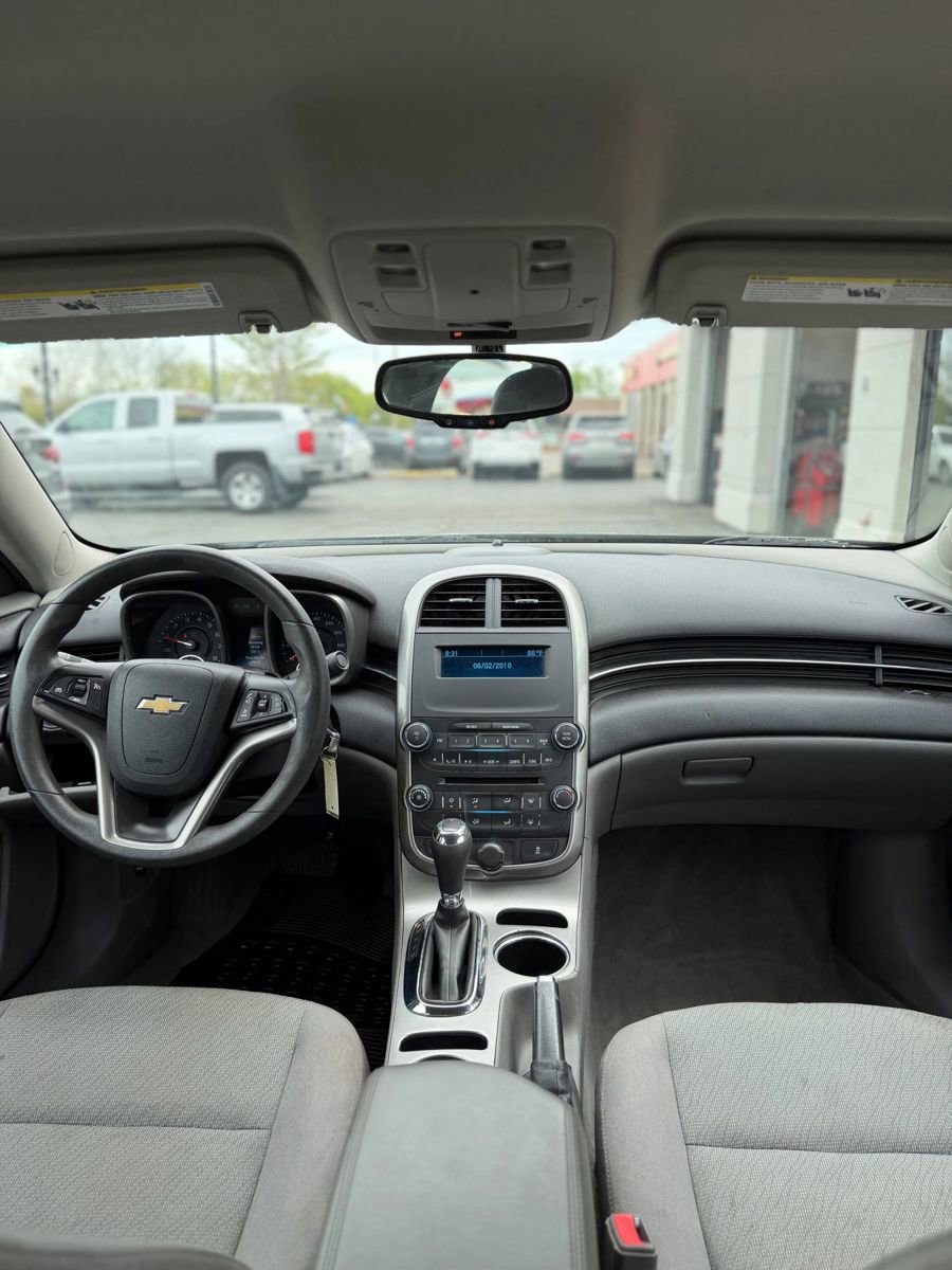 Used 2015 Chevrolet Malibu LS FWD image 9