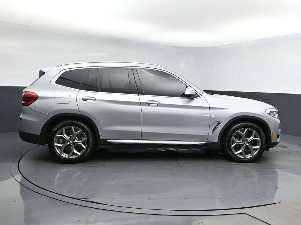 Used 2021 BMW X3 xDrive30i w/ Premium Package AWD/4WD image 3