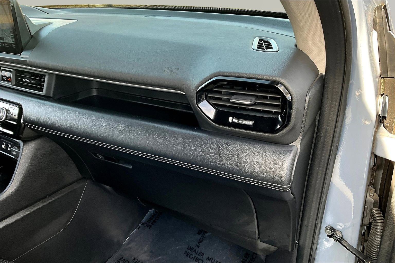 Used 2023 Honda Pilot Elite image 26