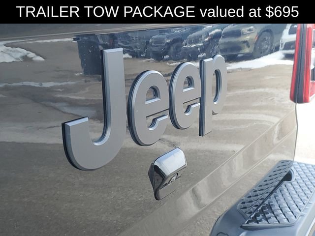 Used 2022 Jeep Gladiator Overland image 12